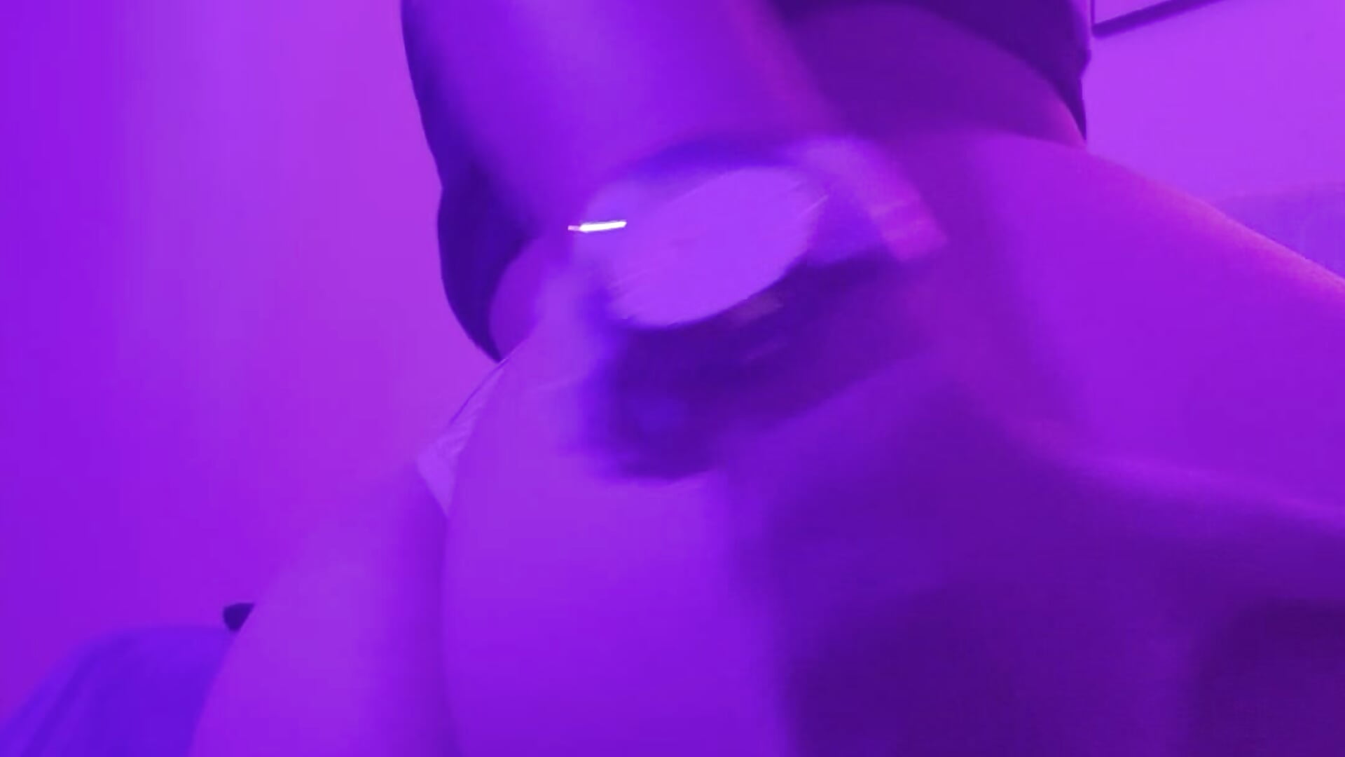 🍑🥵 - video by sammy_gomez07 cam model