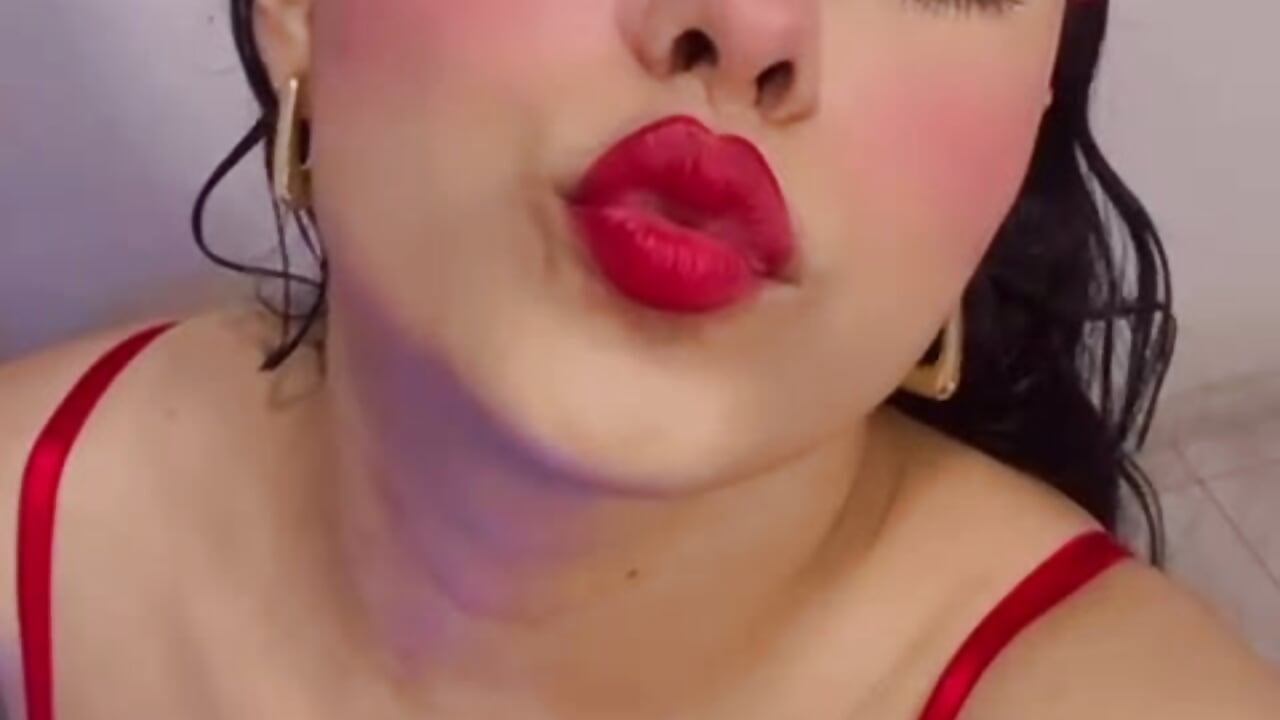 Me - video by Emma_Winslow cam model