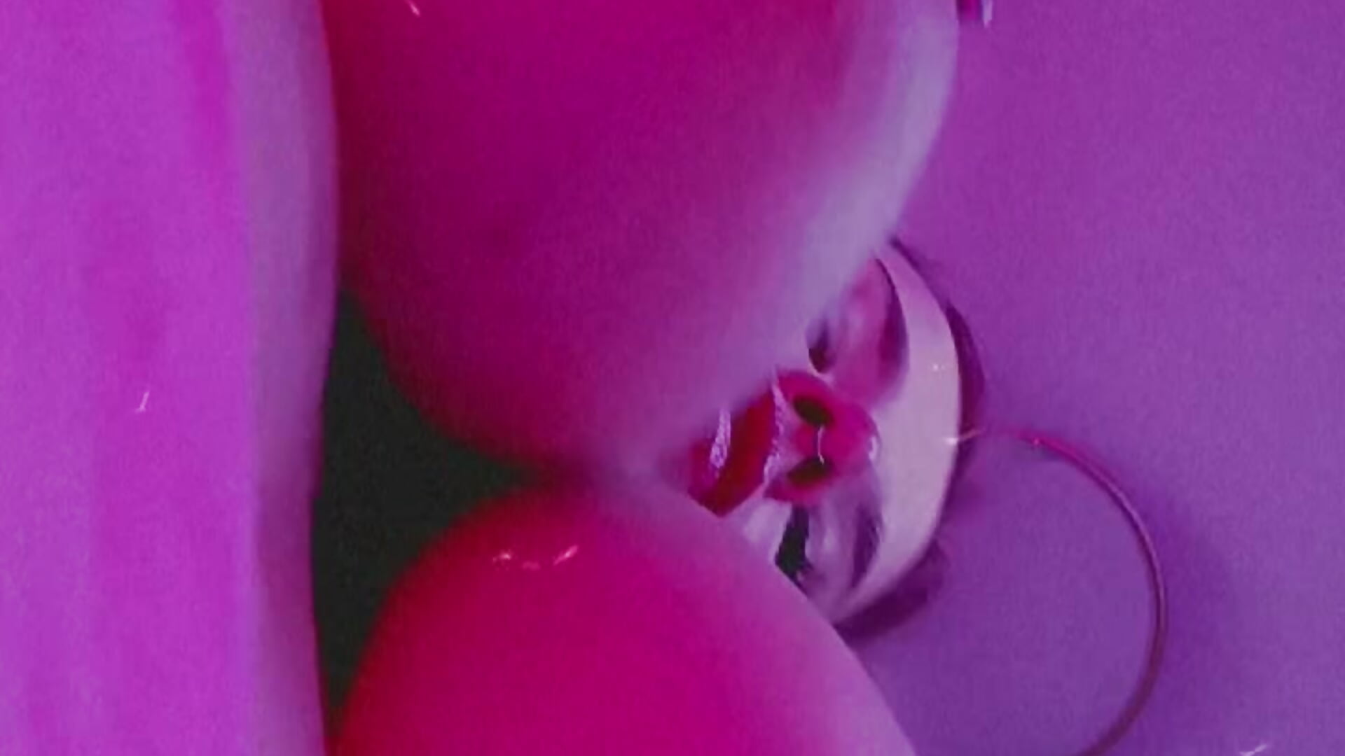 Titty Tease – video af Sparkle_Mona cam-model