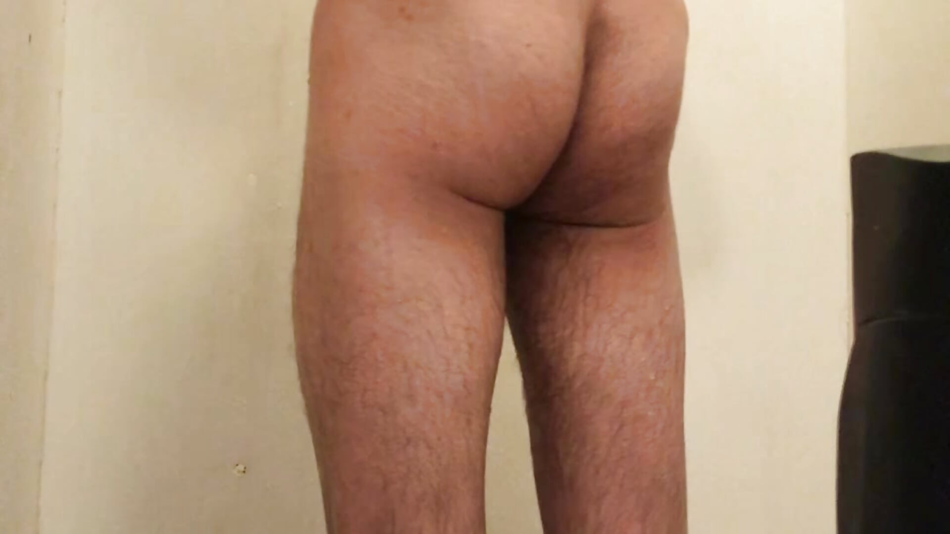 Shower time - video by QueenM3 cam model