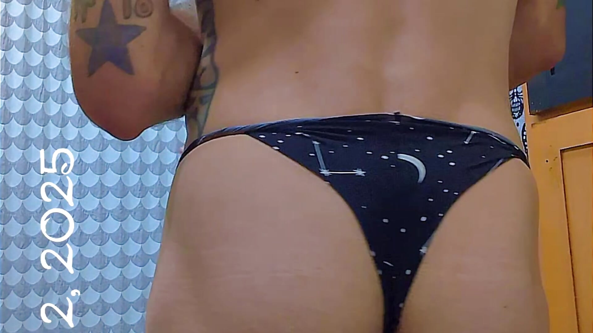 Snapchat-1112361795 - video by QueenM3 cam model