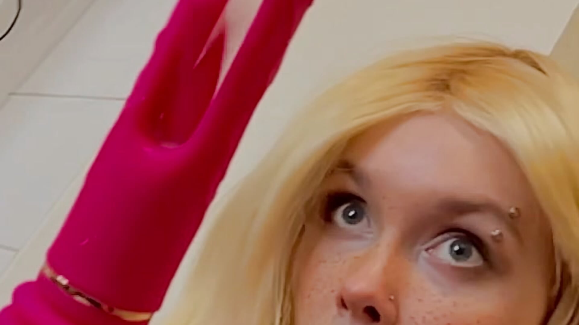 I love fuck machines! - video by Afterdarkcuties cam model