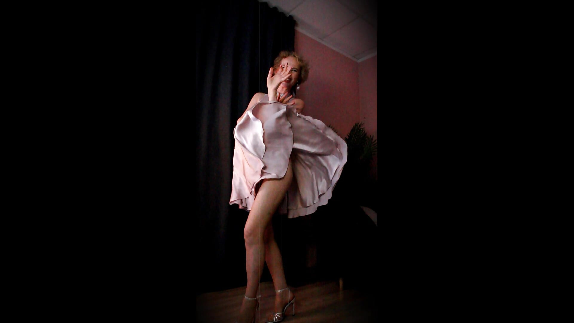 Your Marilyn Monroe - video by Sandra_Kind cam model