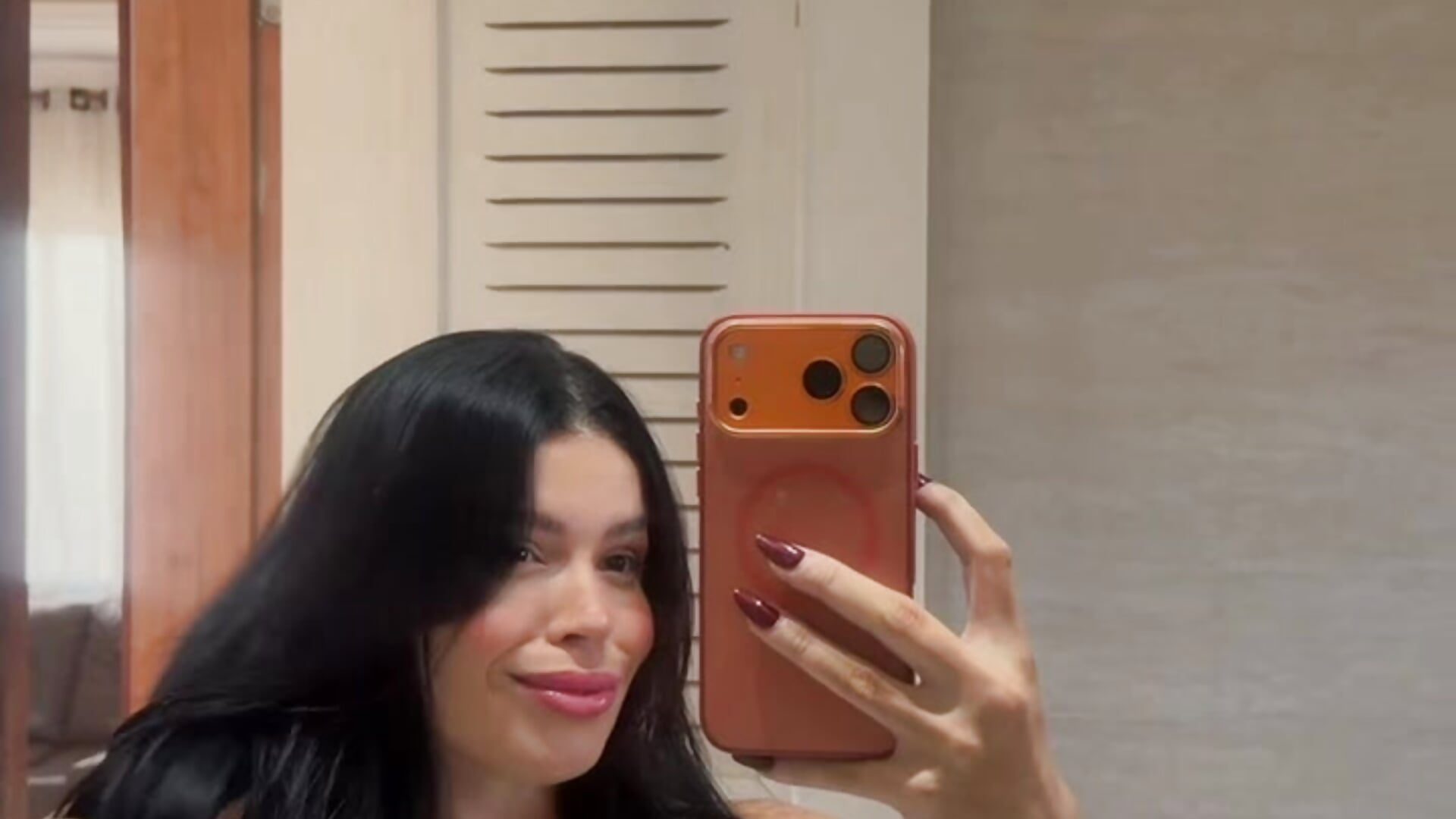 Oii, mô! - vidéo du modèle de showcams Rafaellaz