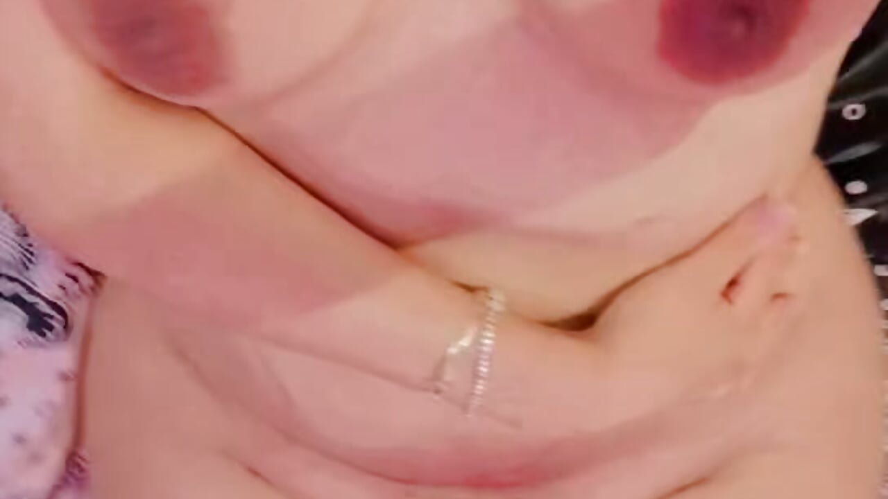 1000180645 - video oleh model kamera Louli_ta