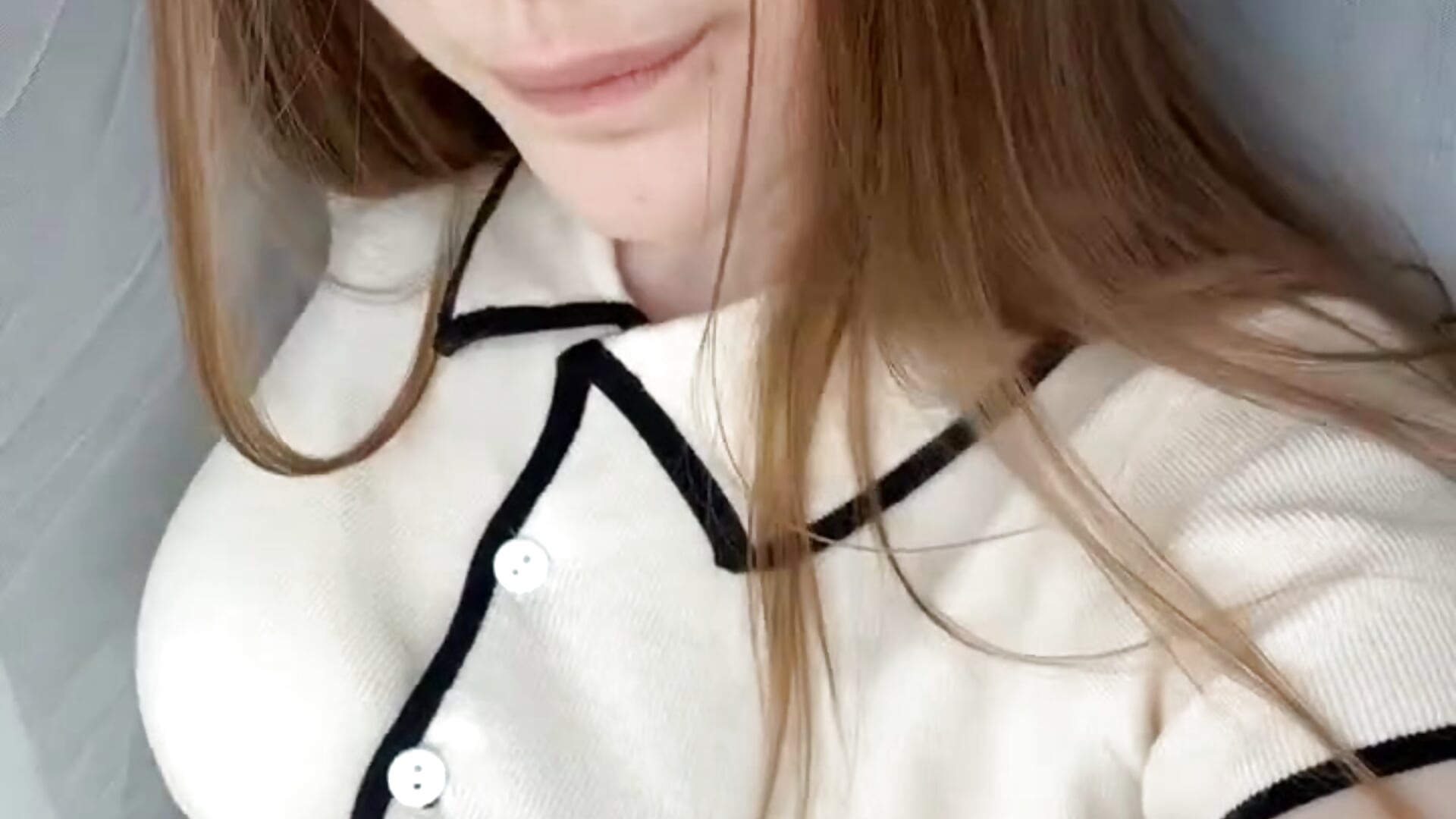 Just text me! - video di QuennaCoote modella di cam