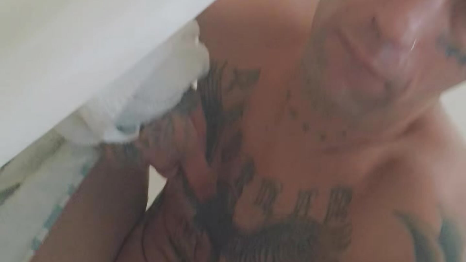 Unicorn Shower - clip cu AmerikanDadd317 model videochat