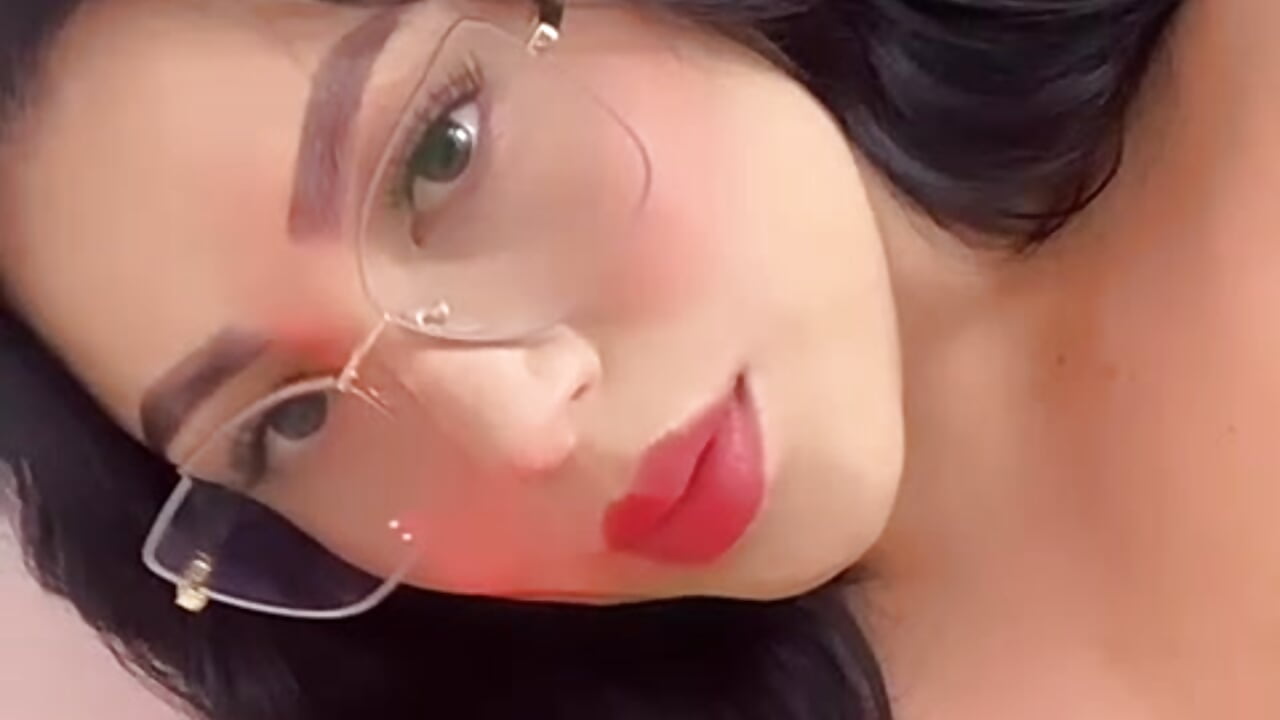 💋💋 - video by emily-777 cam model