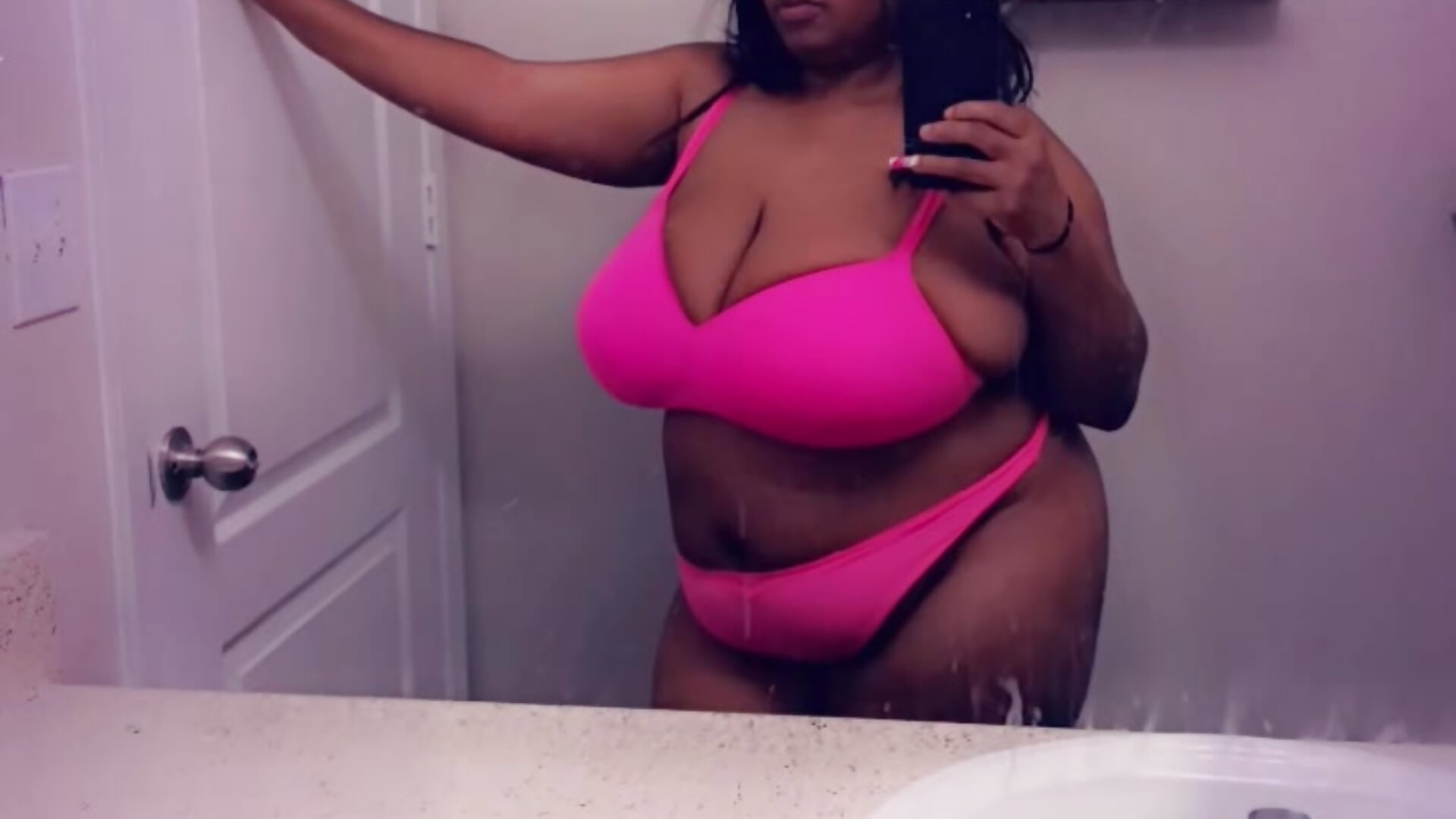 1000003338 - video by bigmama_deshayyy cam model