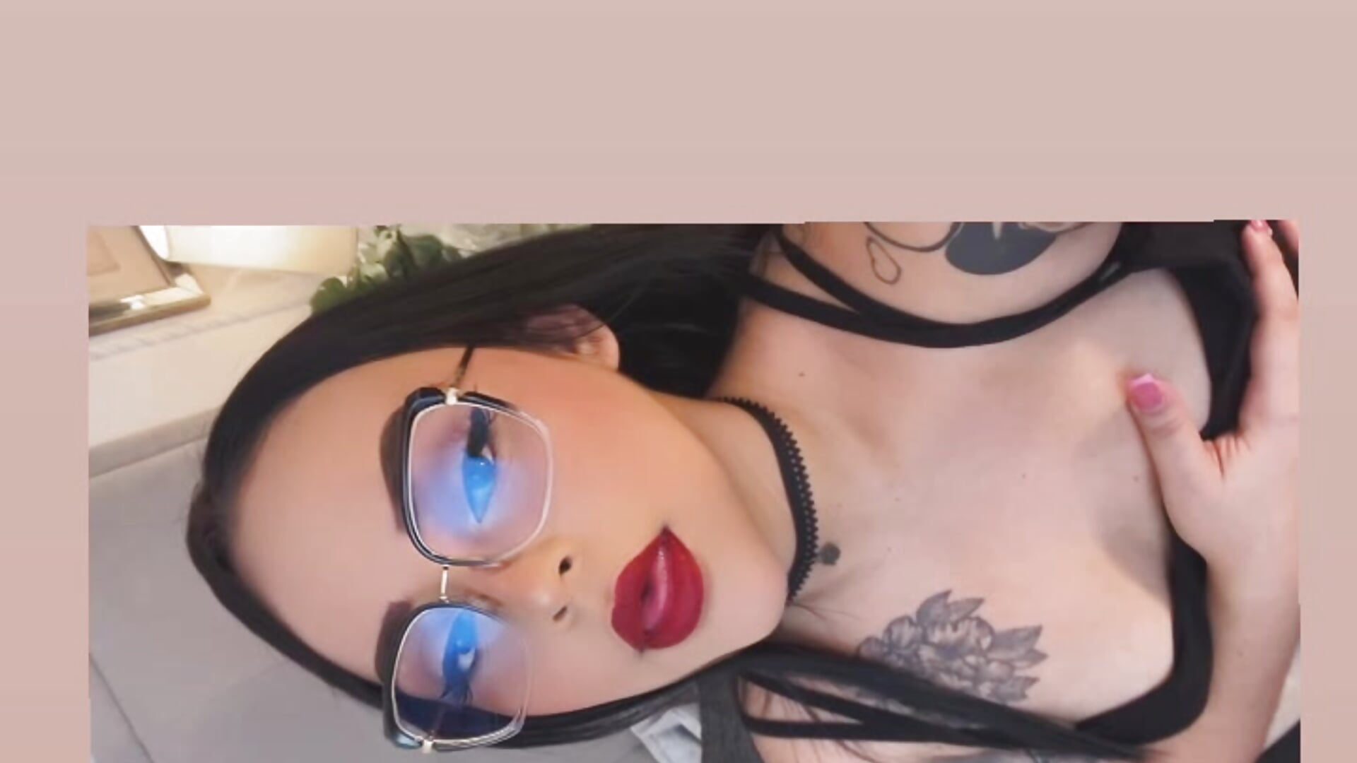 🔥 - video by Carlaguzman_ cam model