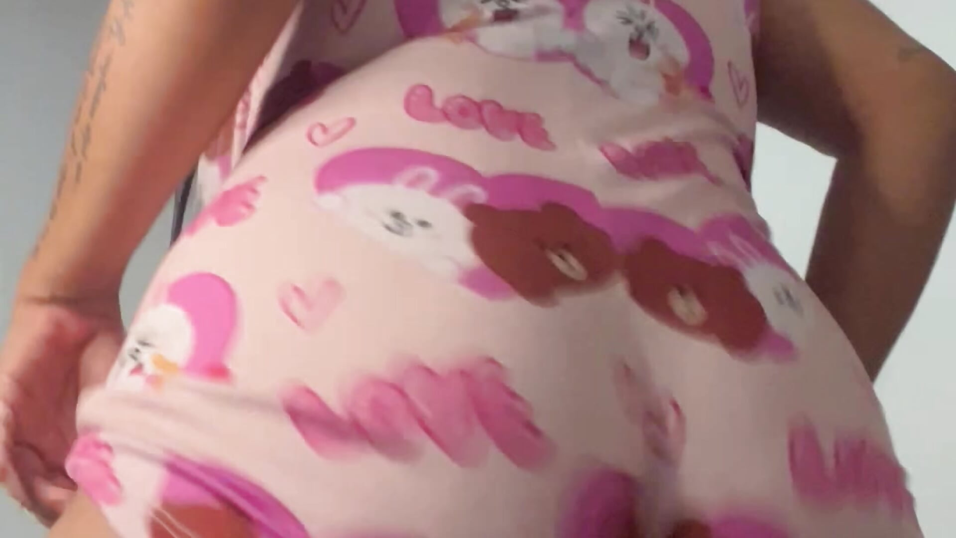 Dance 😈 - video by _SARA_69 cam model