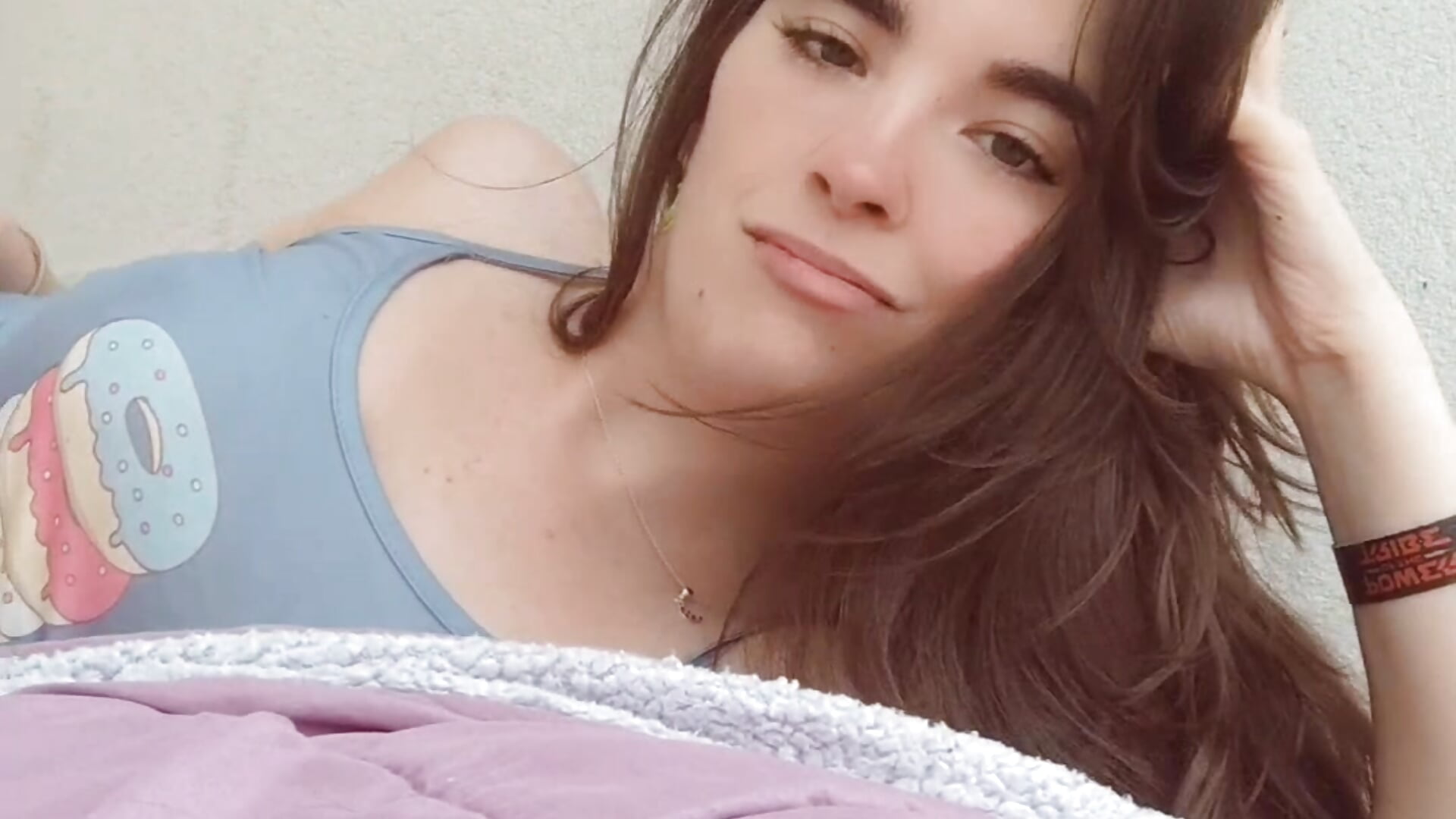 En pijamita－カメラキャストのbbabyclauuの動画