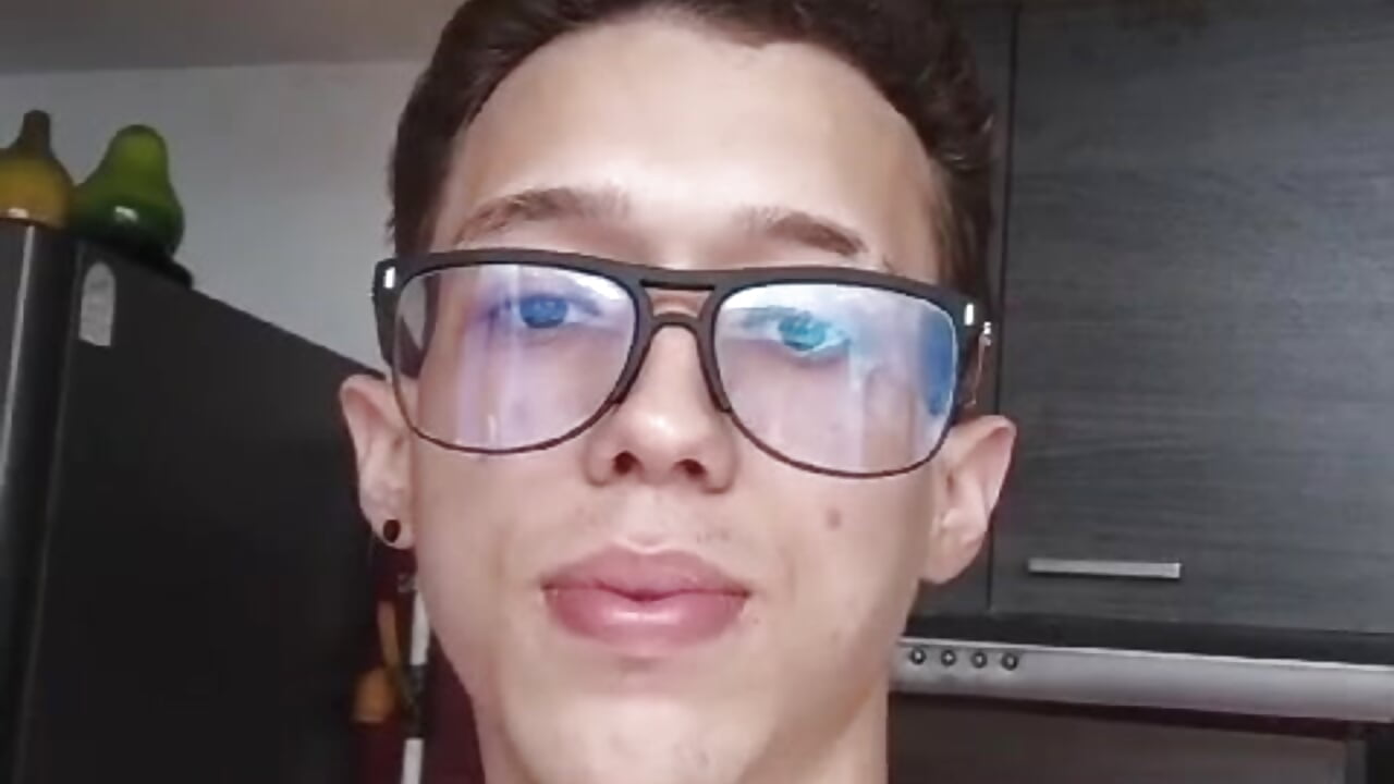 :D - 視頻由 skinny_bigcock02 主播提供