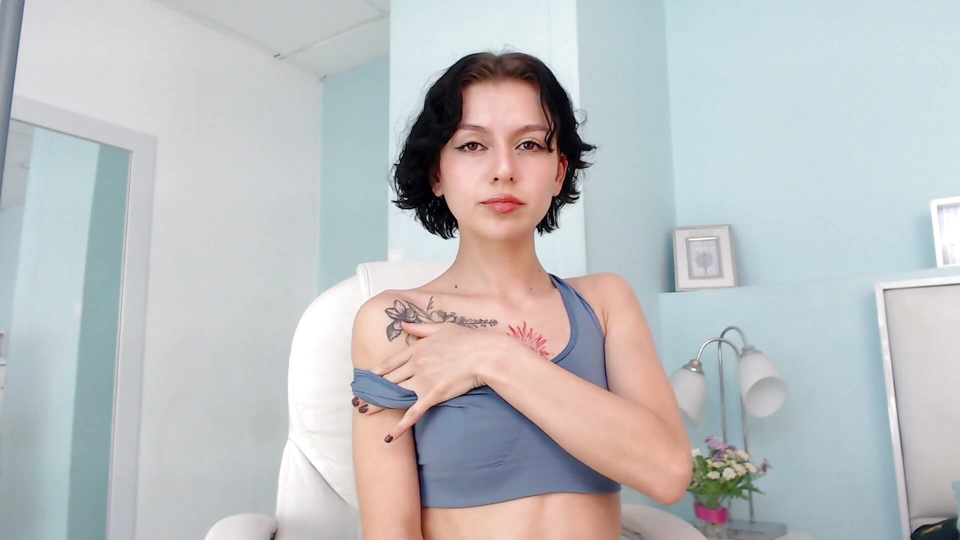 my tatoo - vídeo de la modelo de cam Sunshine_gh1