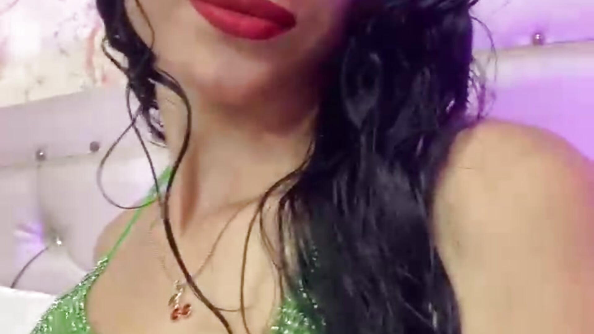 Your fav naughty girl 💚🔥 - відео від вебкаммоделі MELODYY_SWEET