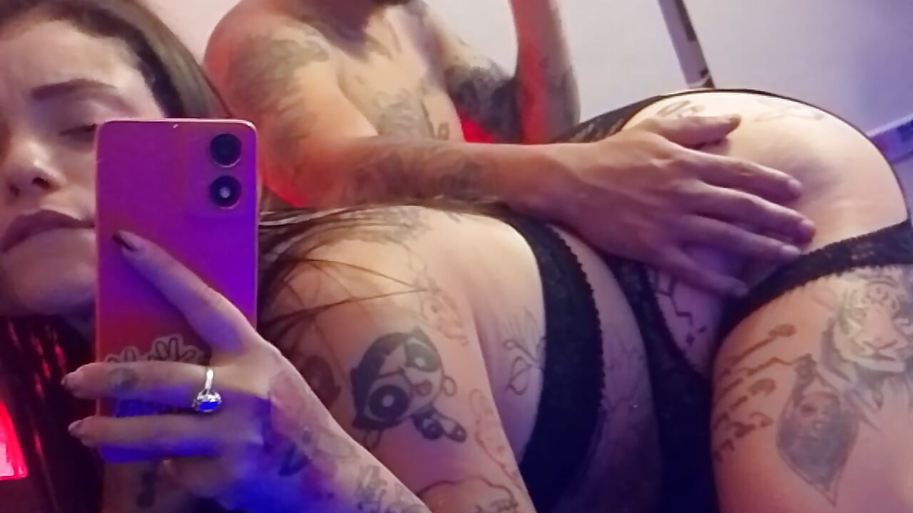 Sexy spanks 😈 - Vídeo de Chloe_Killua, modelo de vídeos