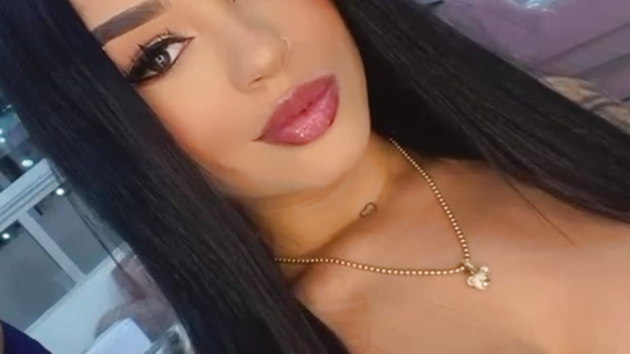 happy valentine - vídeo de la modelo de cam Antonella_Smiith_