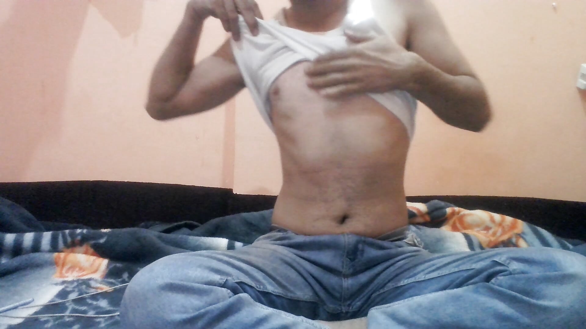 you watching me i am sexy guy - vidéo du modèle de showcams rahulkajuuu0909