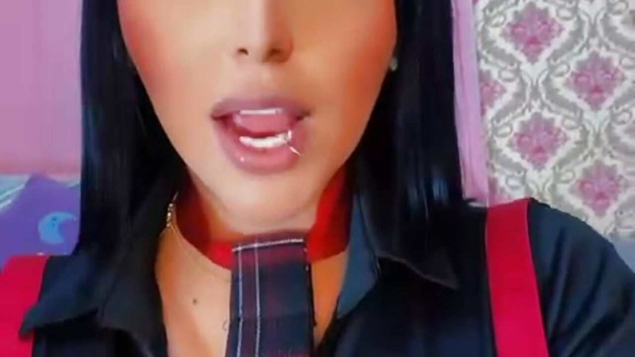 💕❤️ - video oleh model kamera talianaprada_