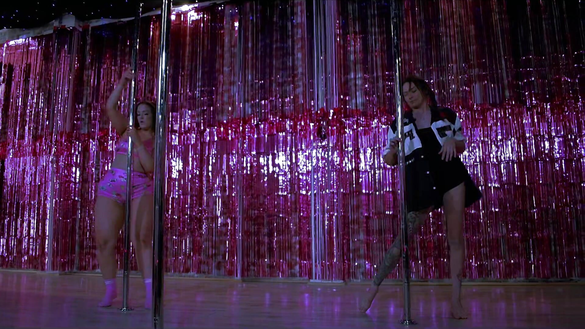 Valentines Day 2025 Duo Competition - video by missmars04 cam model