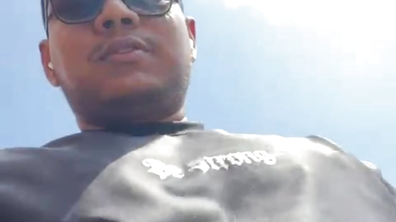 leaving the gym - video by Saipuer31 cam model