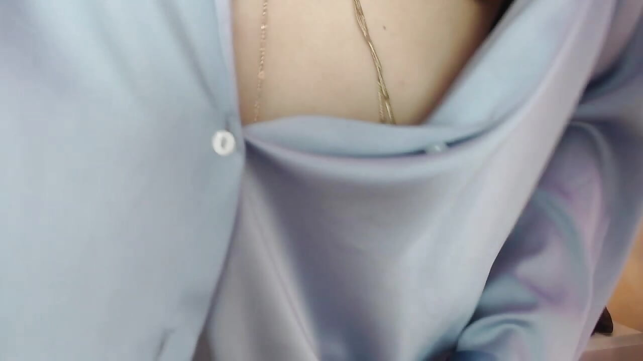 tits for you - vídeo de Mia_Mott modelo de câmara