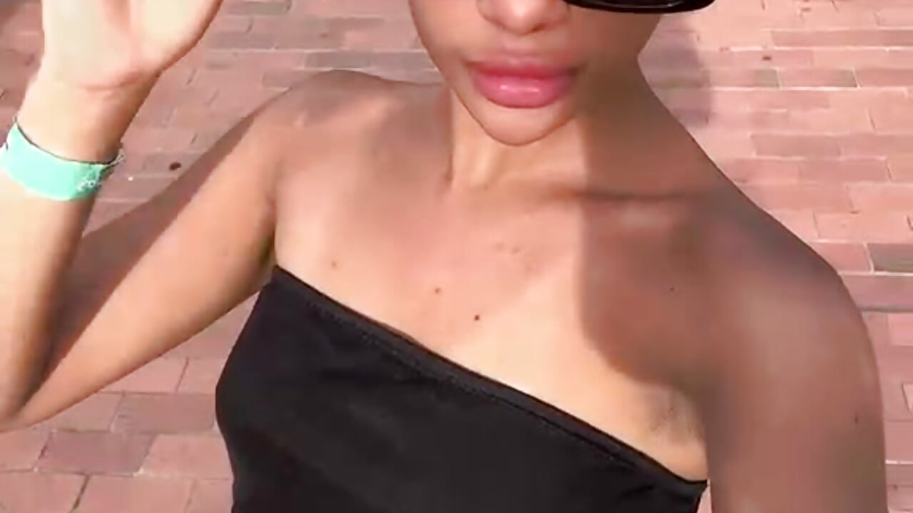 sun  🕶️☀️ - video od modelky/modela ChloeMoon9