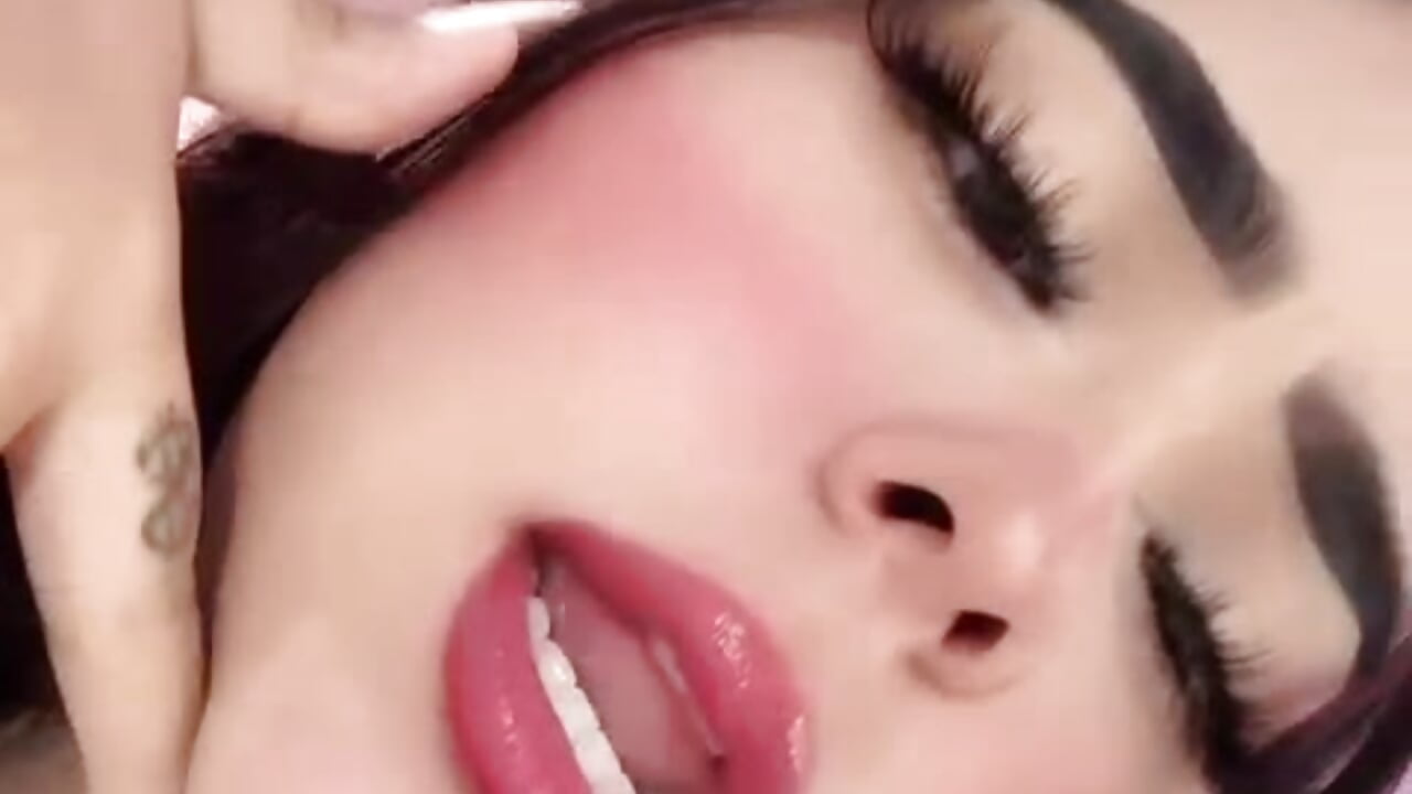 come and I sing to you closely my love - video van Emily_Black1 cam-model