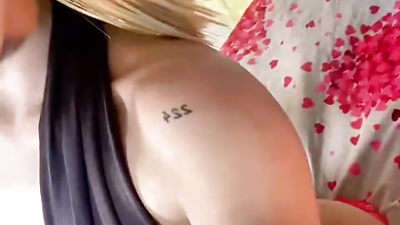 a top, be flirtatious and diva - βίντεο μοντέλου Dante_bre