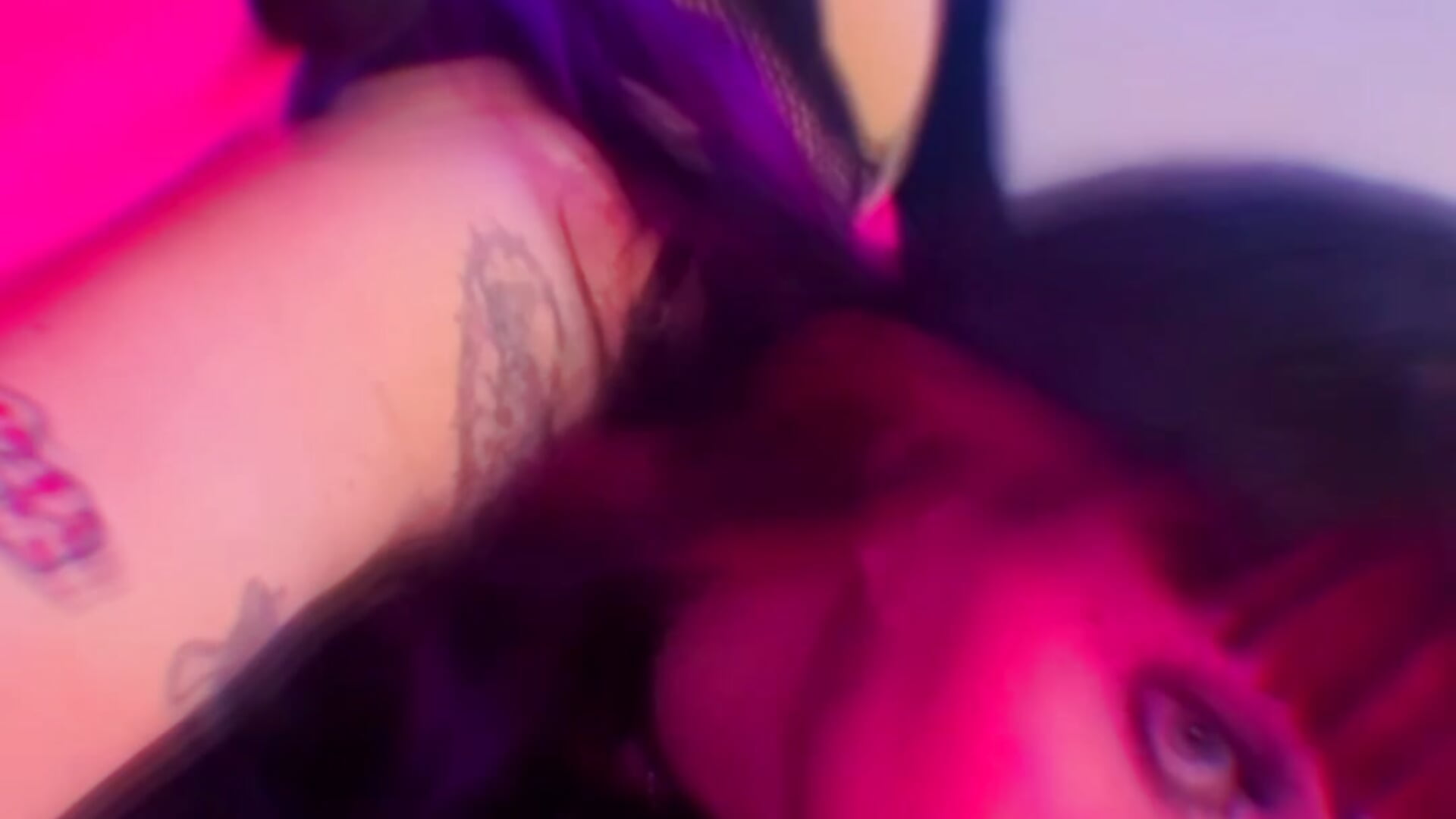 😈🍑😜 – video af ChrryFoxx cam-model