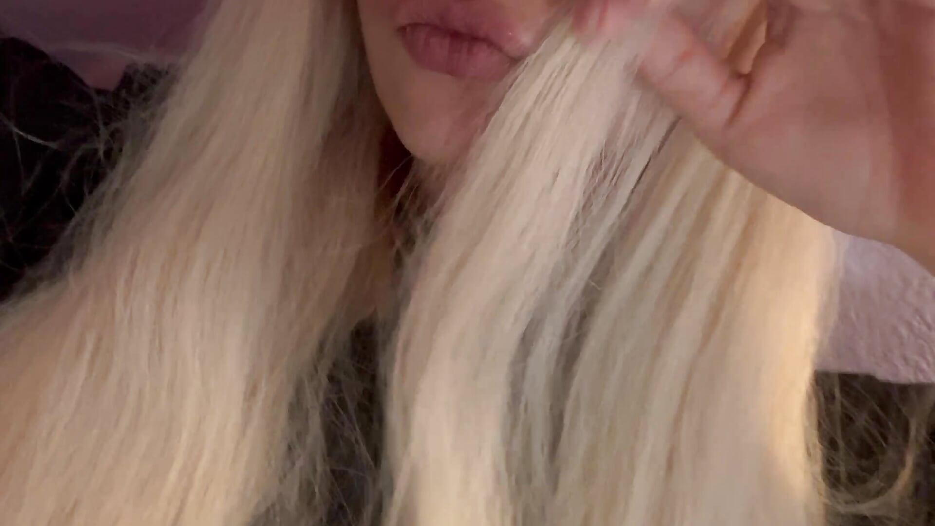 🐱 - cherrie_bite adlı kamera modelinin videosu