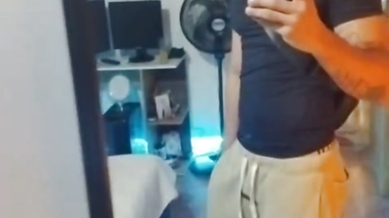 Siam at home – video modela na kameri morenosiam