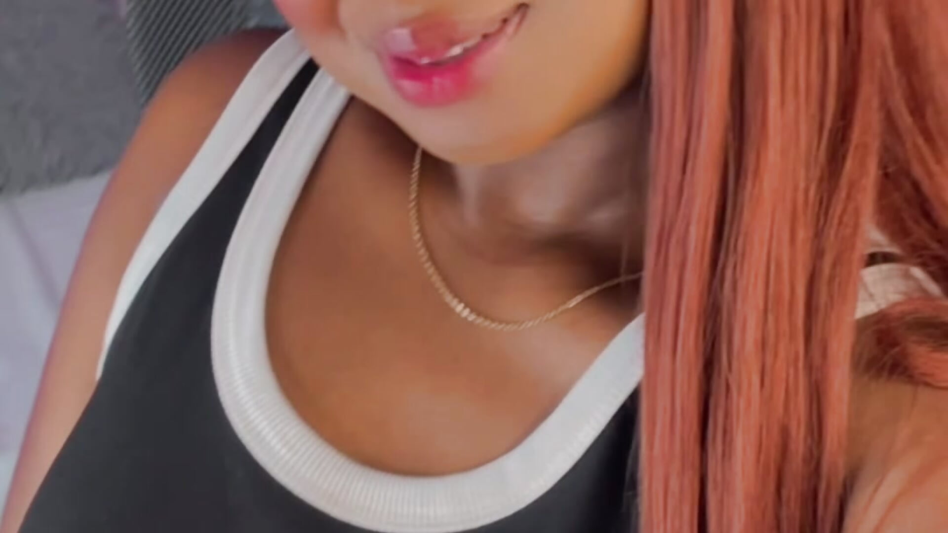 Coqueta 😏 - video by Naomirousse_ cam model