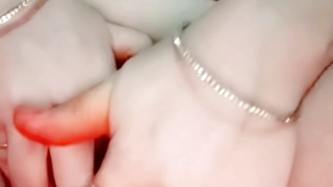 Pussy Cluseup Finging - video by Sexycouple6969 cam model