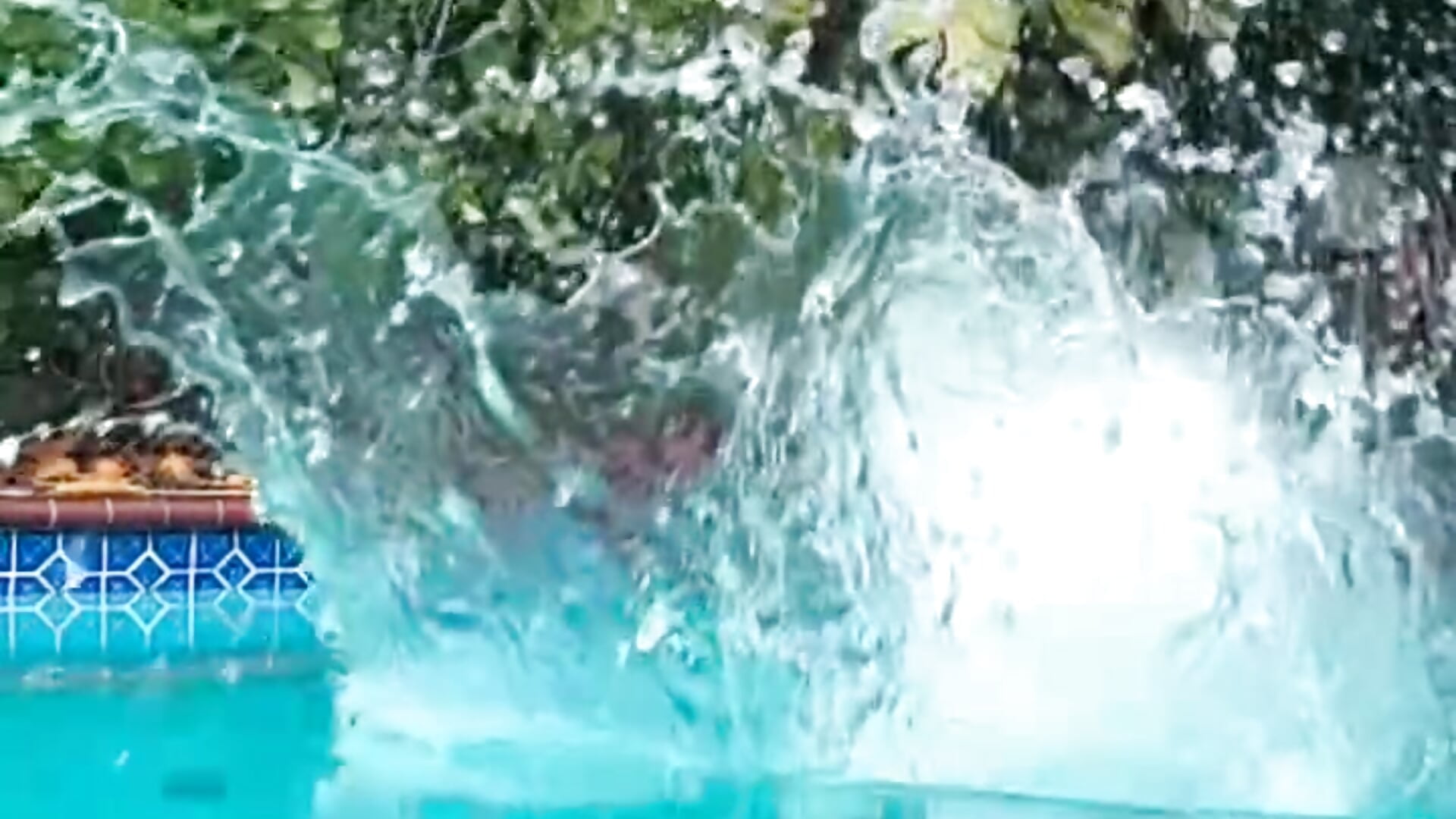 Naked Cannonball! Wont see anything like it on TikTok, only here or on snap for my Princes😜 - NaughtyFknVeteran 캠 모델의 동영상