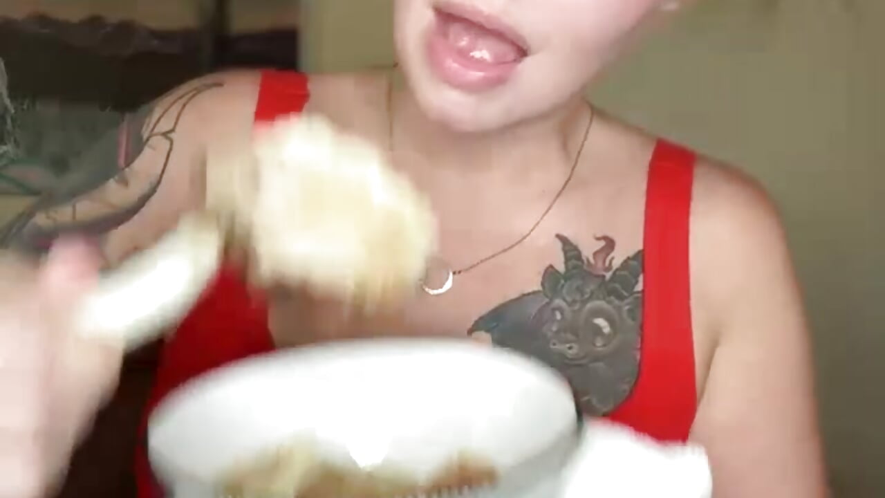 Let me chew on that thang [22 Aug 11:15] Public Show - NaughtyFknVeteran 캠 모델의 동영상