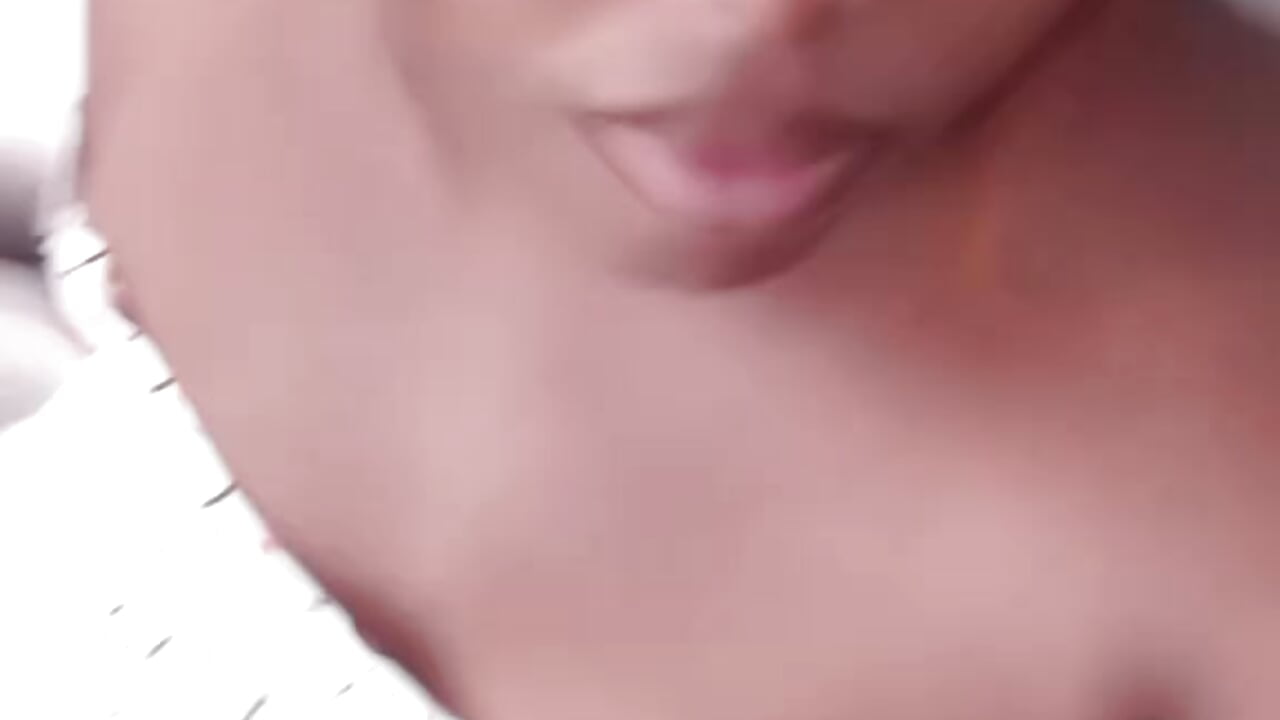 1000166277.mp4 - video oleh model kamera lakarinati