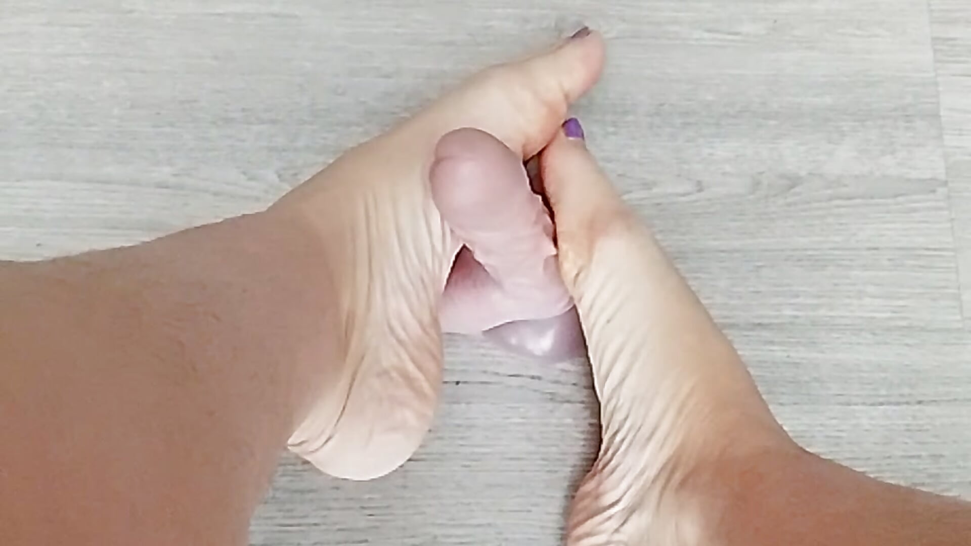 Feet job