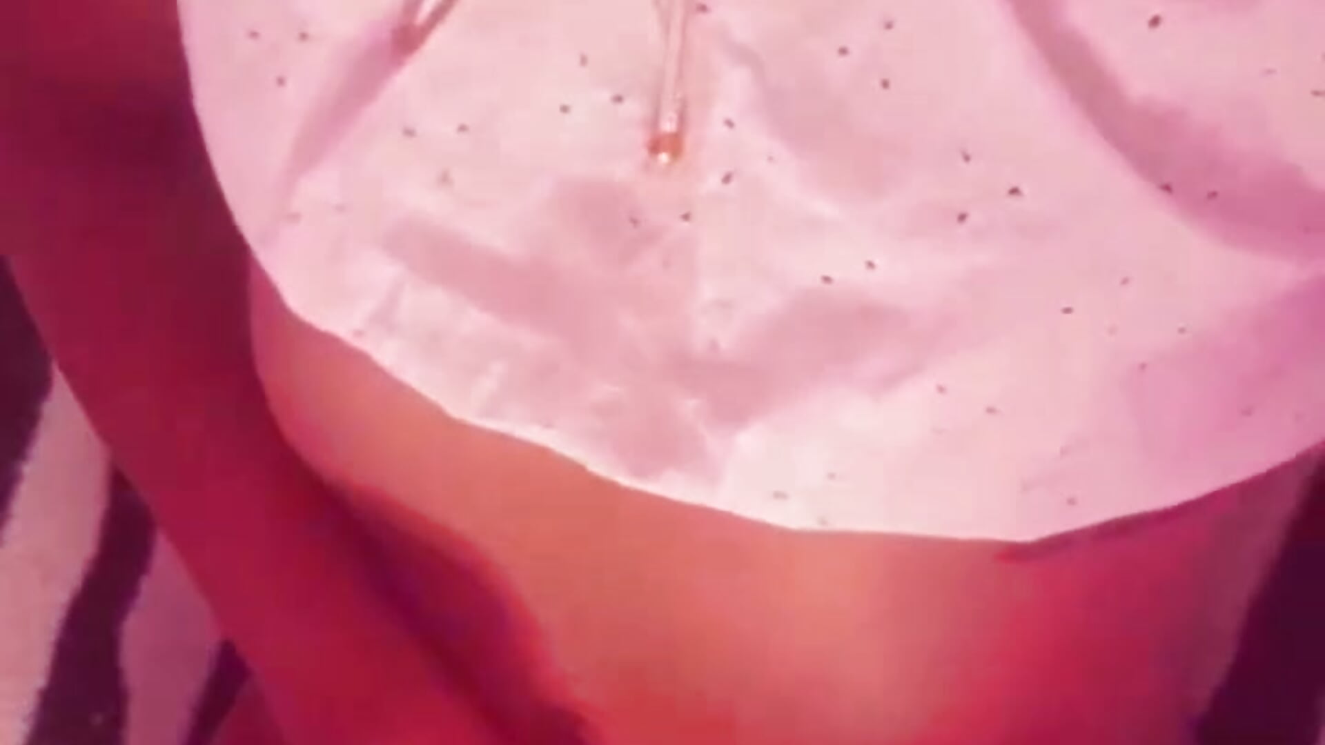 Rub my Clit and play with my Pussy