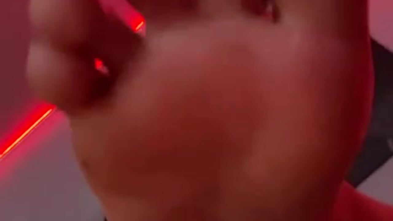 Sole feet - video by Veronika_metal cam model