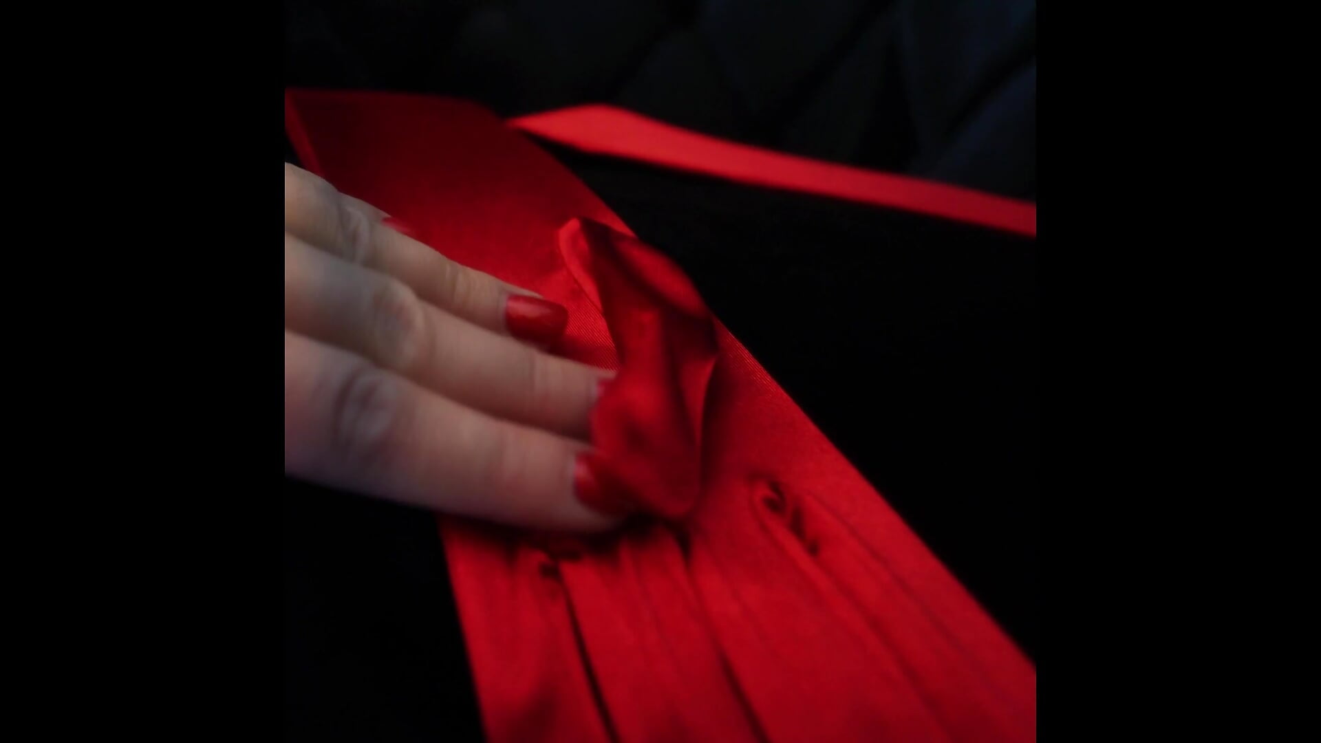 ❤️ These new gloves are my latest obsession.－カメラキャストのGoddessMelanyaの動画