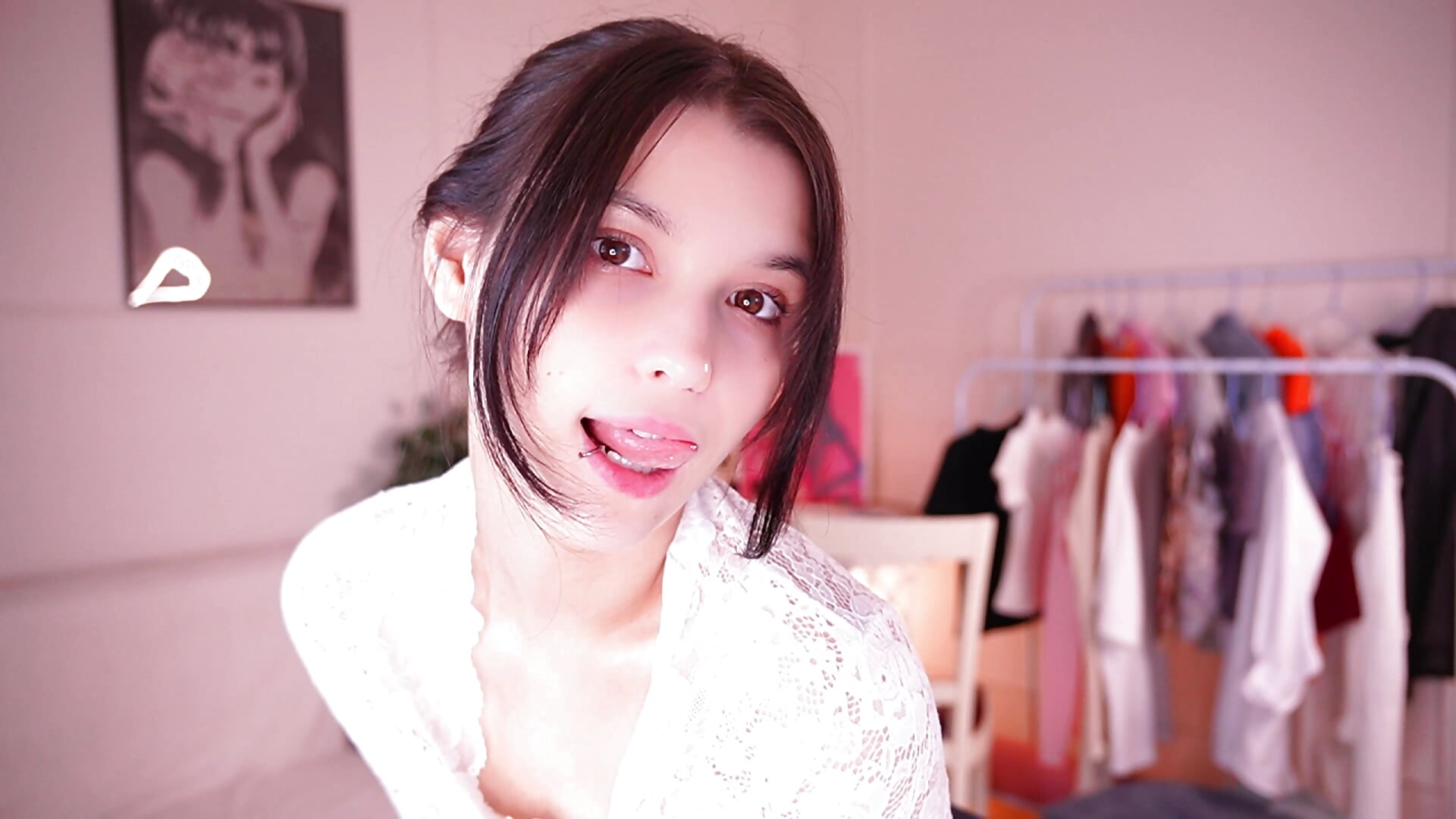 I'm teasing a little and playing with my new camera❤️