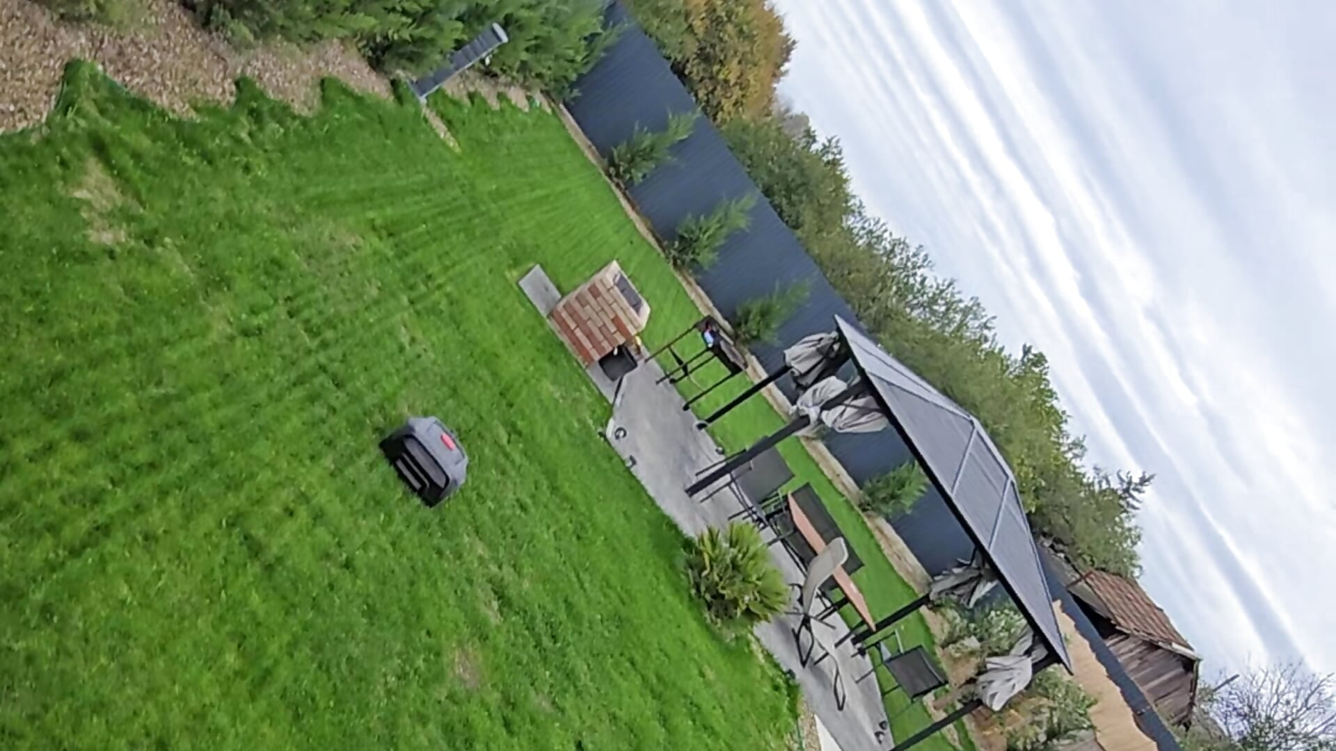 I look at the window for a gloomy day. - video by zoeylarkens cam model