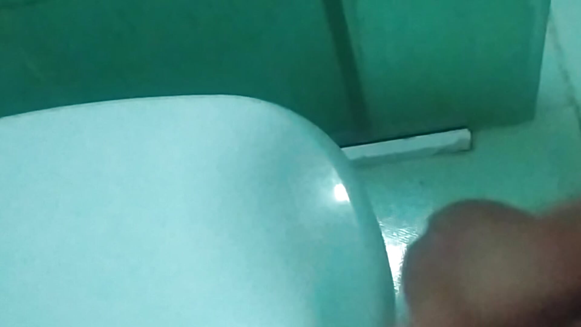 VID_20250212_192408 - video van surfmg003 cam-model