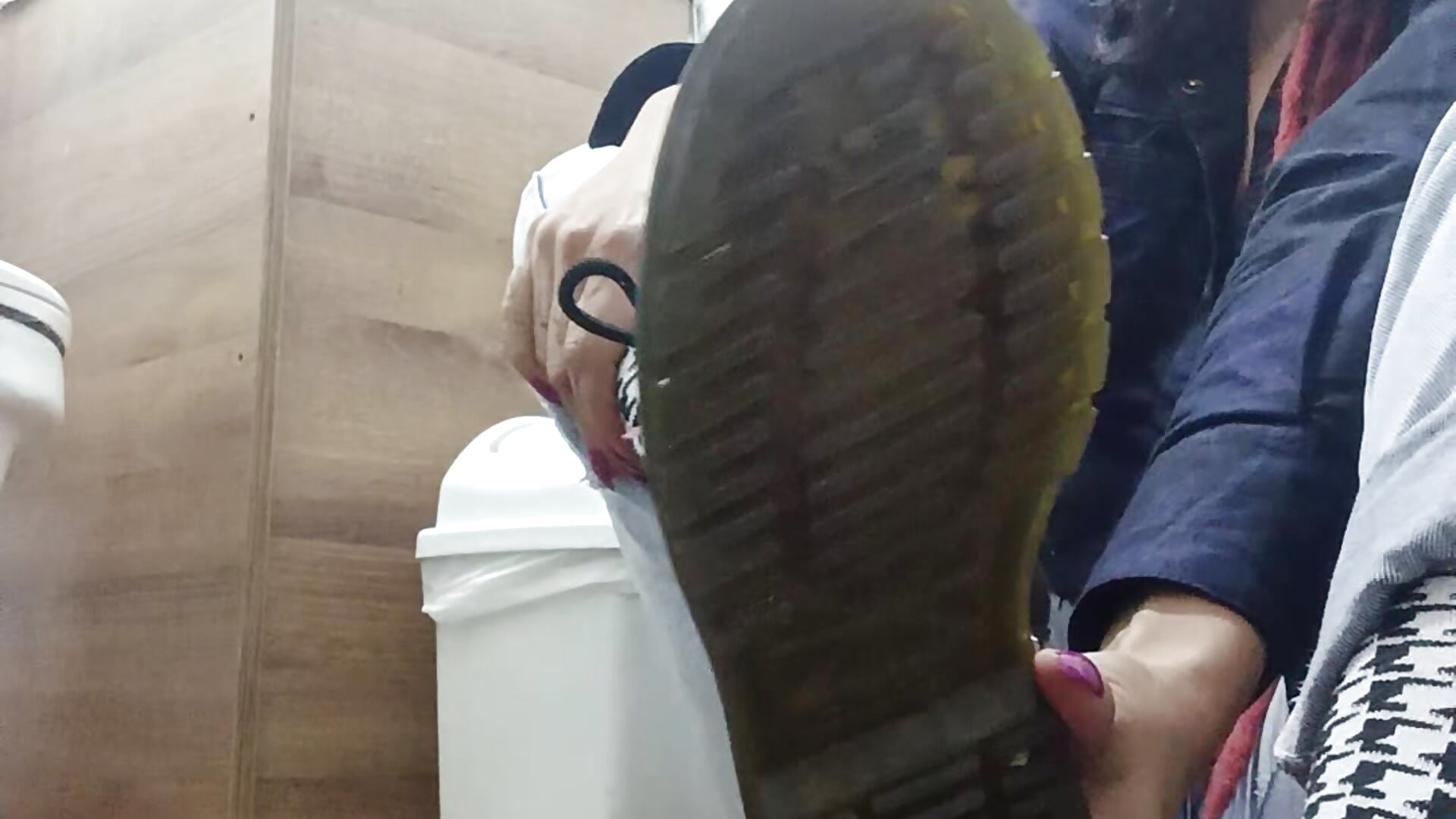 Mis lindos piesitos! 👣 – video af Ali3Martin cam-model