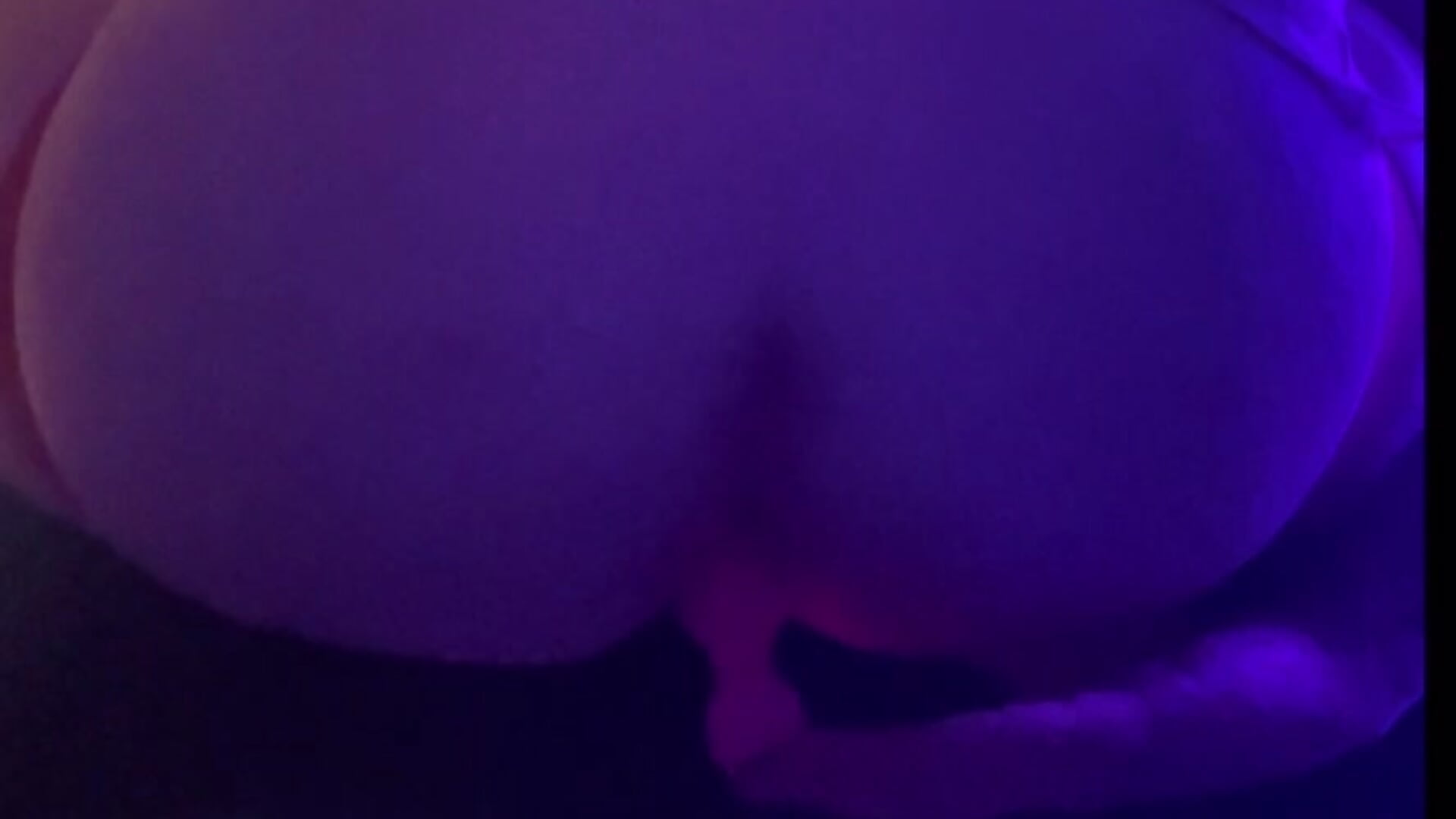 Booty play - vídeo de QueenTuss modelo de câmara