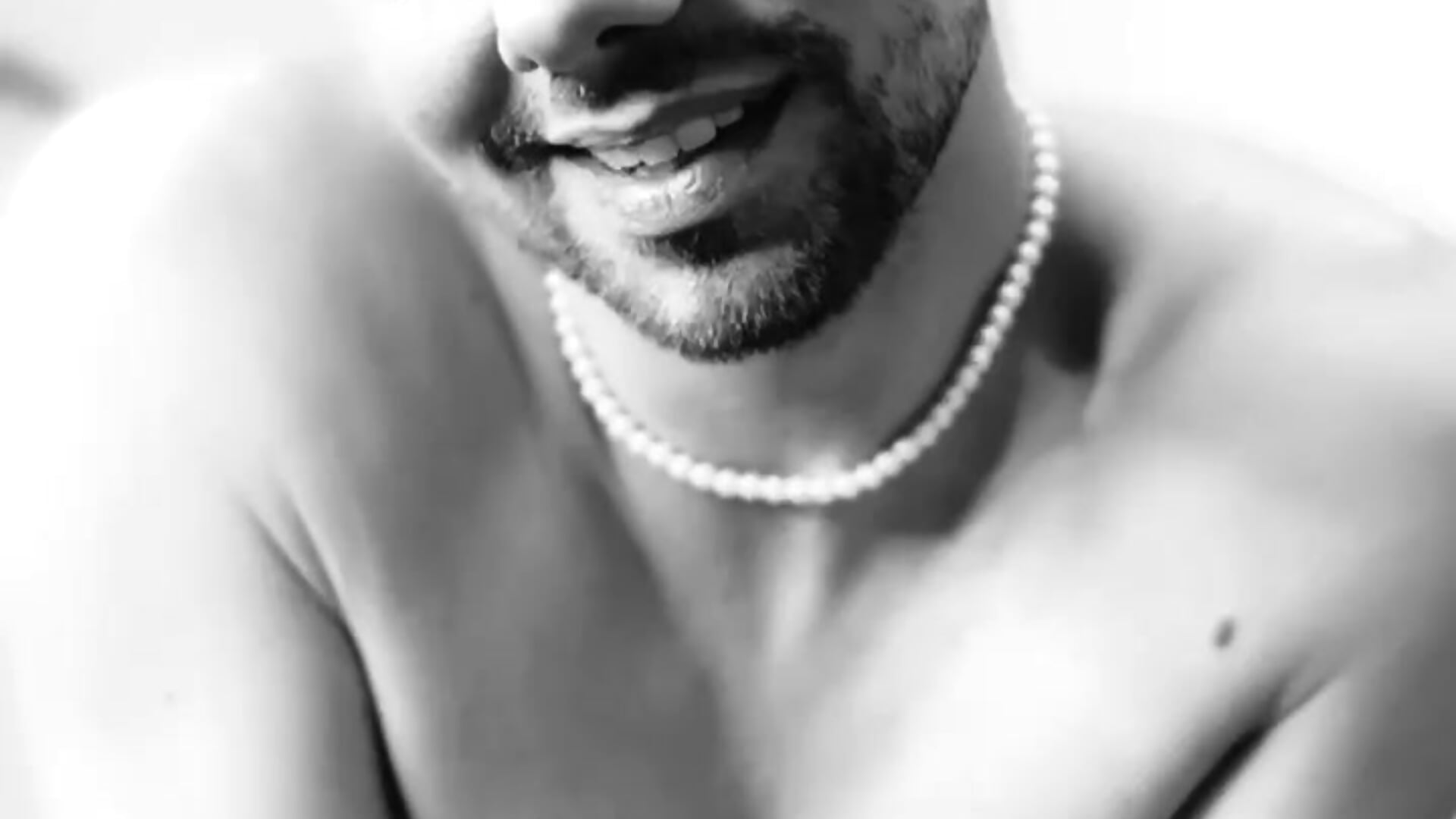 02c6e25d-b9a0-465b-93fd-b57d9c857778 - video by AngeloLeoni cam model