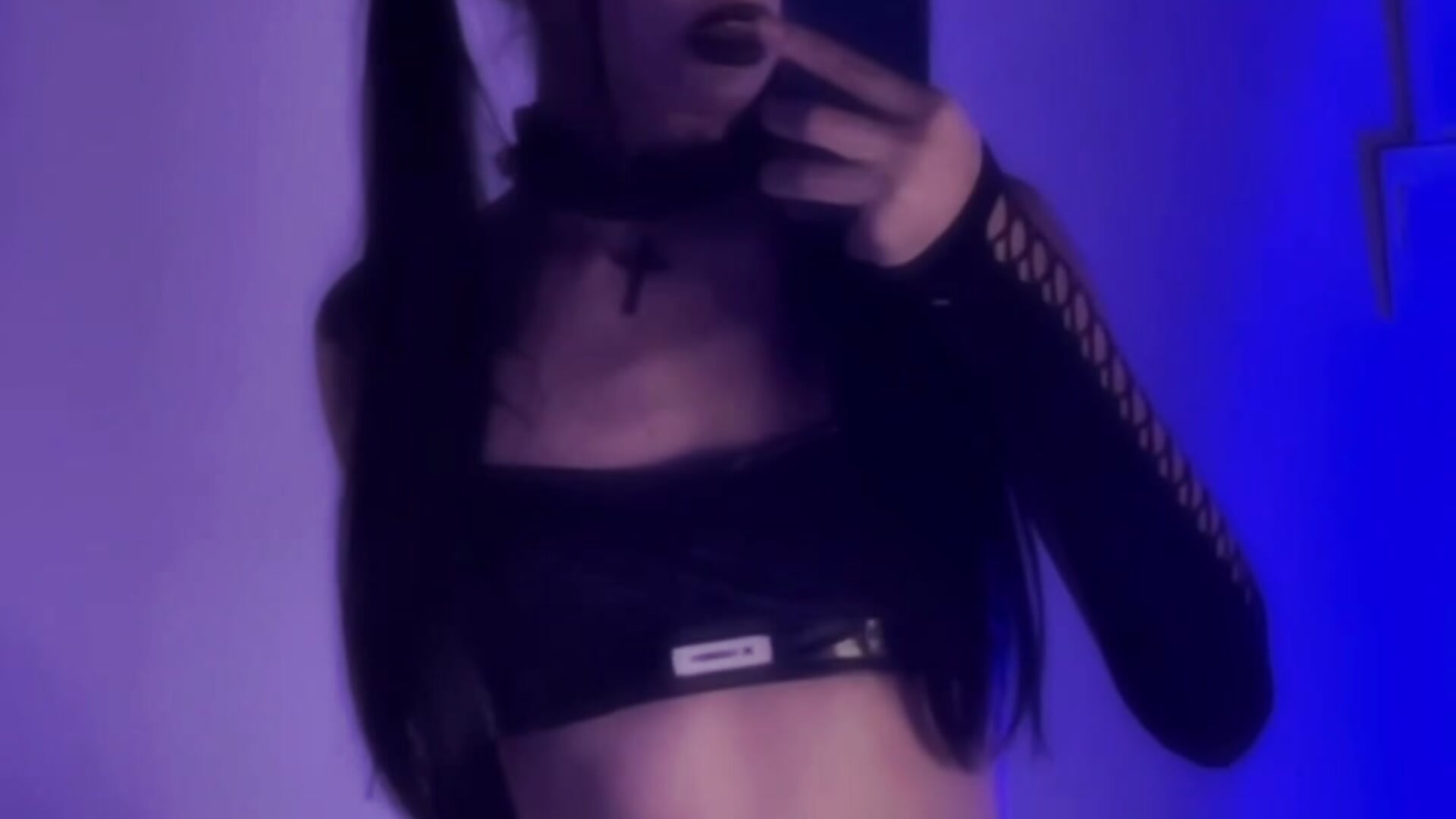 Satisfacción - video by _mollycrystal cam model