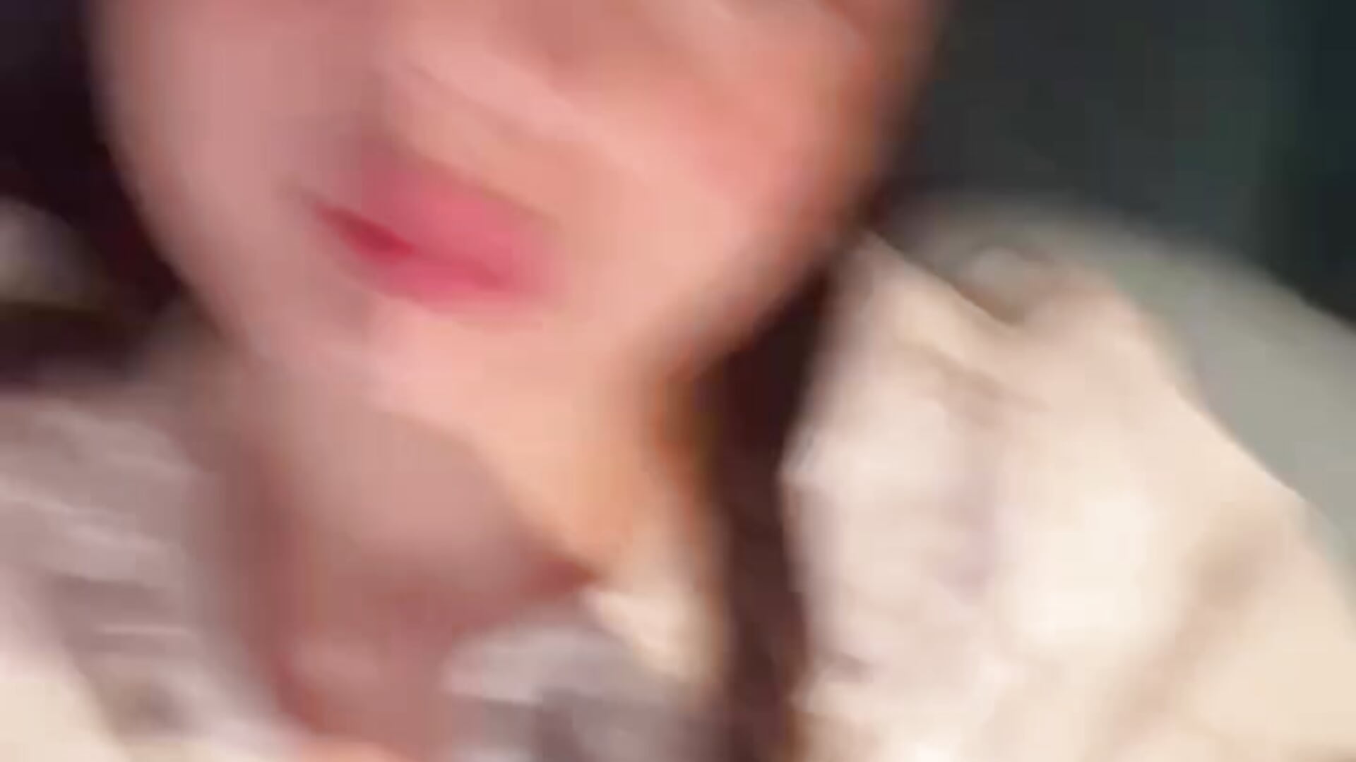 Play with kitty 😻 - video by mmelicious cam model