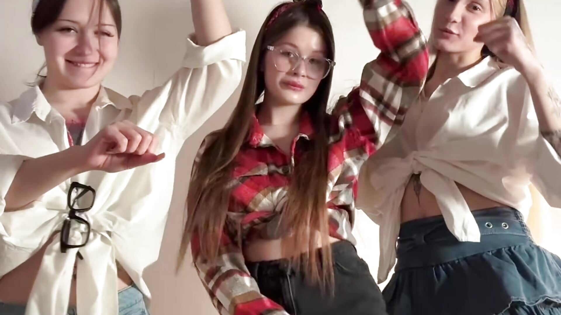 🐎🐎🐎put finger up😊 – video od webkamerové modelky mmelicious